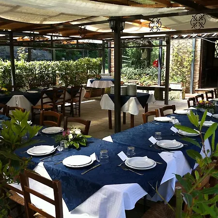 Alloggio per agriturismo Tenuta Dei Cavalieri *